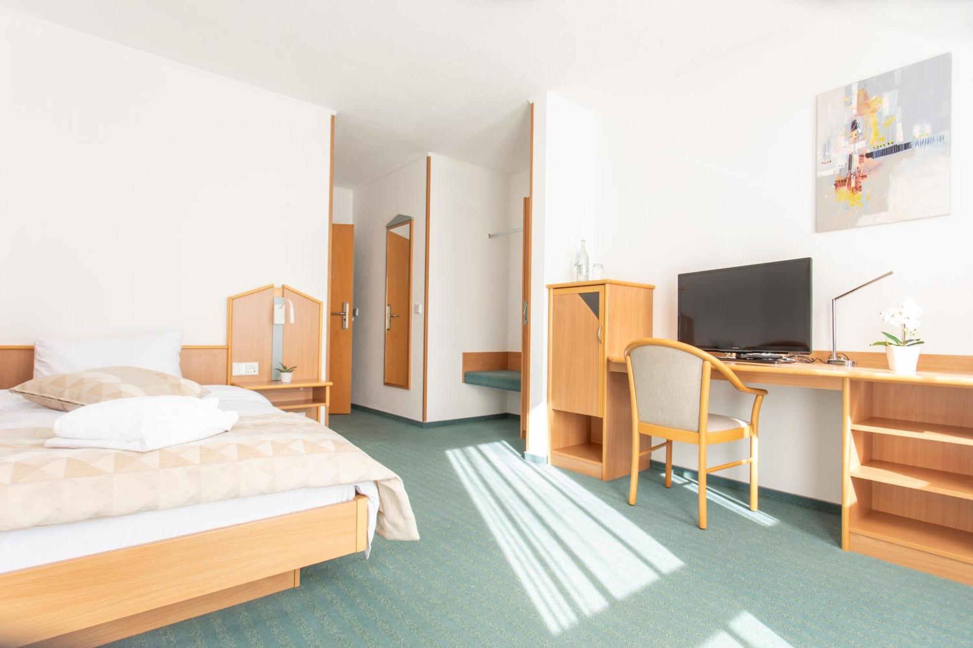 Hotel Bessunger Forst Rossdorf  Exterior photo
